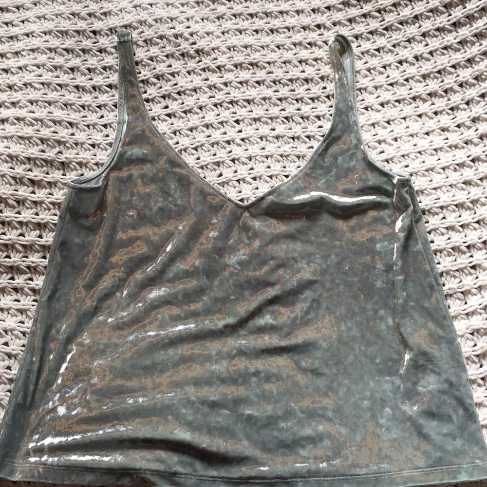 -loose tank top